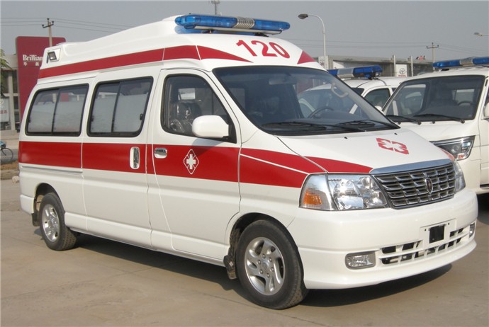 和平县出院转院救护车